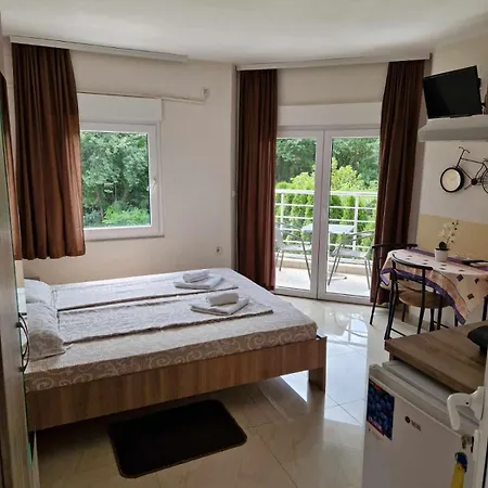 Apartmani Nataly Veliko Gradište 外观 照片