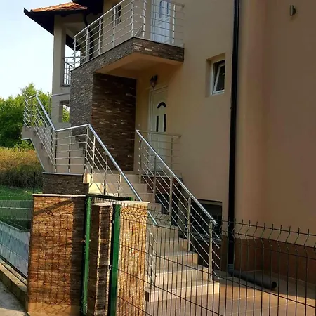 Apartmani Nataly Veliko Gradište 外观 照片