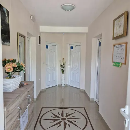 Apartmani Nataly Veliko Gradište 外观 照片