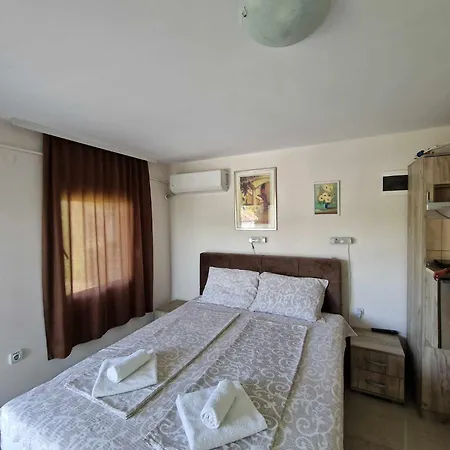Apartmani Nataly Veliko Gradište 外观 照片